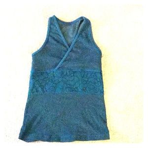 Lululemon tank size 2